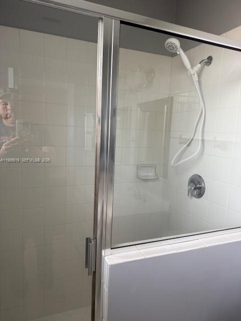 FLORIDIAN ISLES - Residential