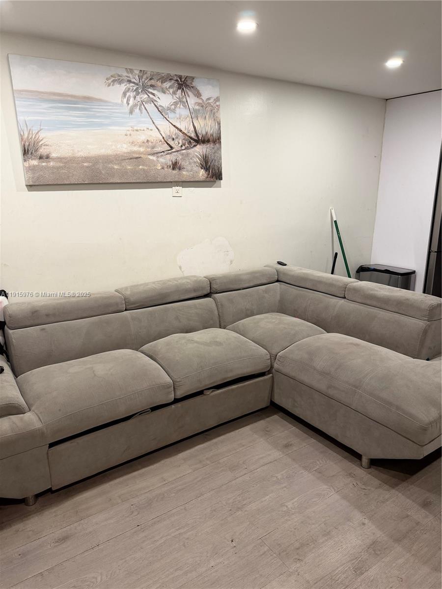 SEMINOLE ADD F R OLIVERS - Residential Income