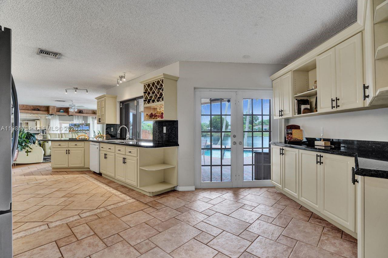 JACARANDA LAKES SECTION F - Residential