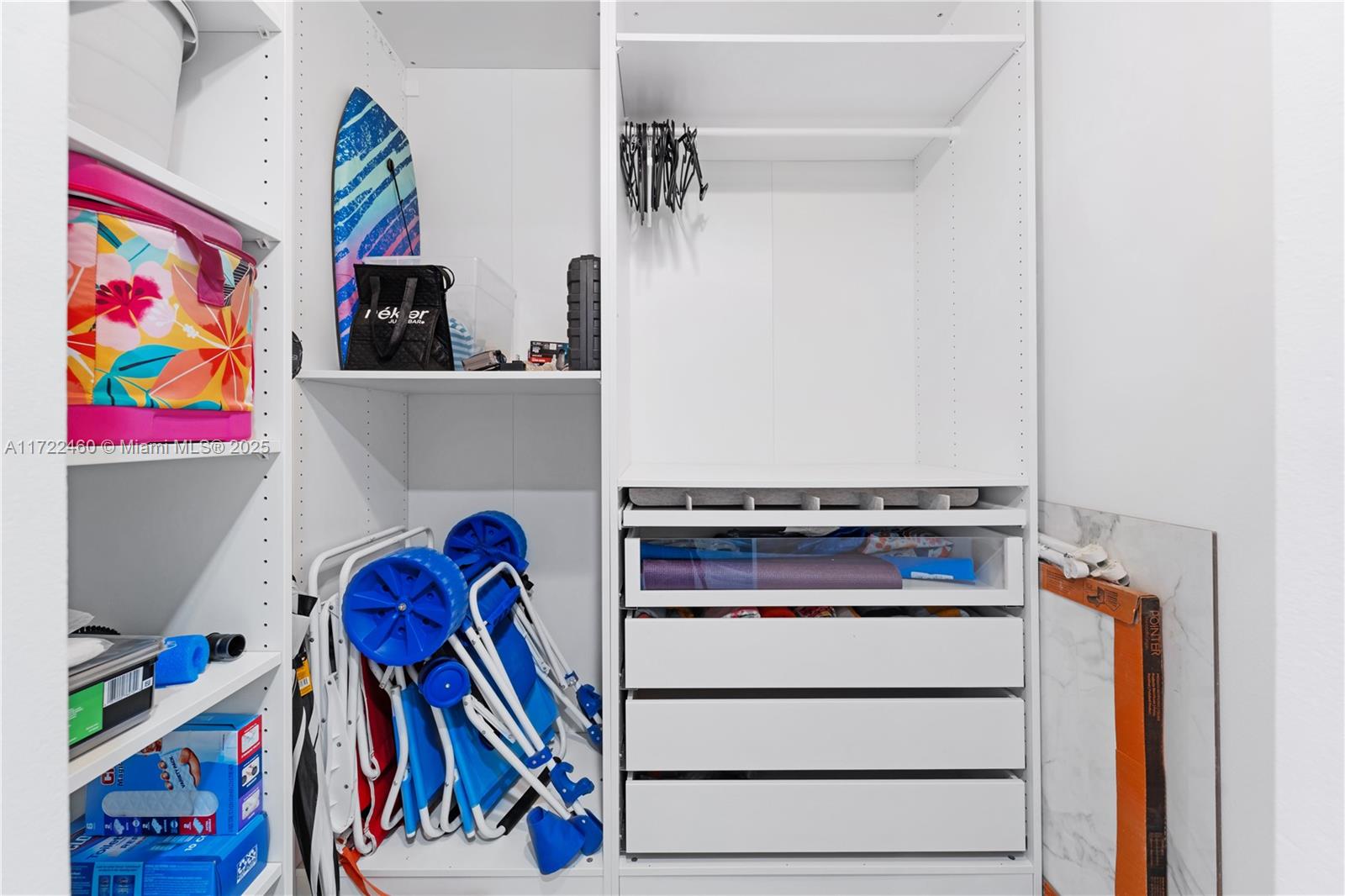 THE GRANDVIEW PALACE COND - Residential