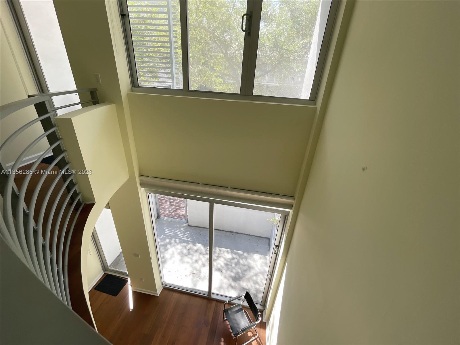 LOFTS AT MAYFAIR CONDO - Residential Lease