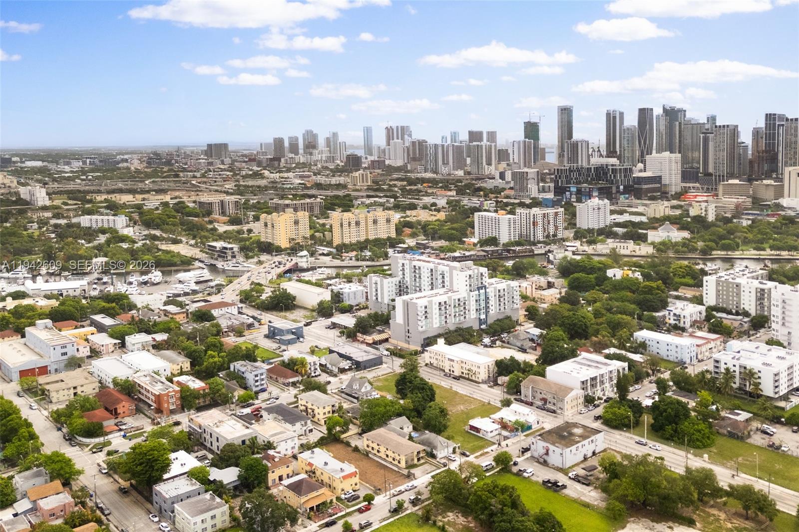 BRICKELL RIVERVIEW - Land