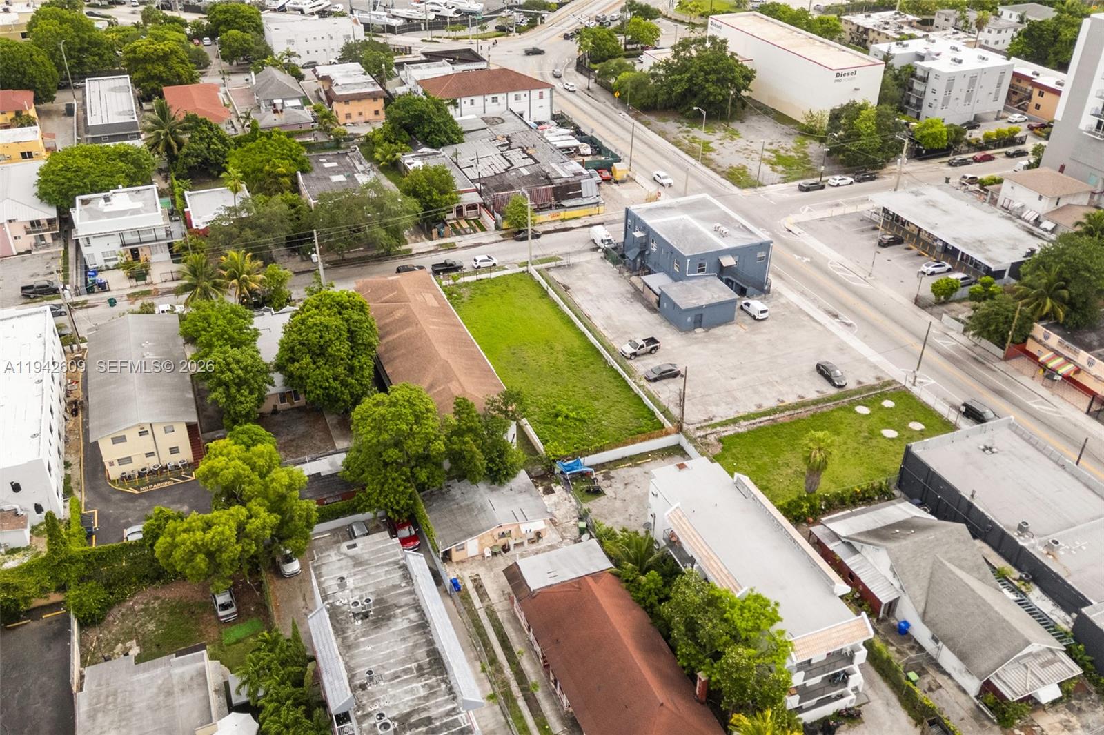 BRICKELL RIVERVIEW - Land