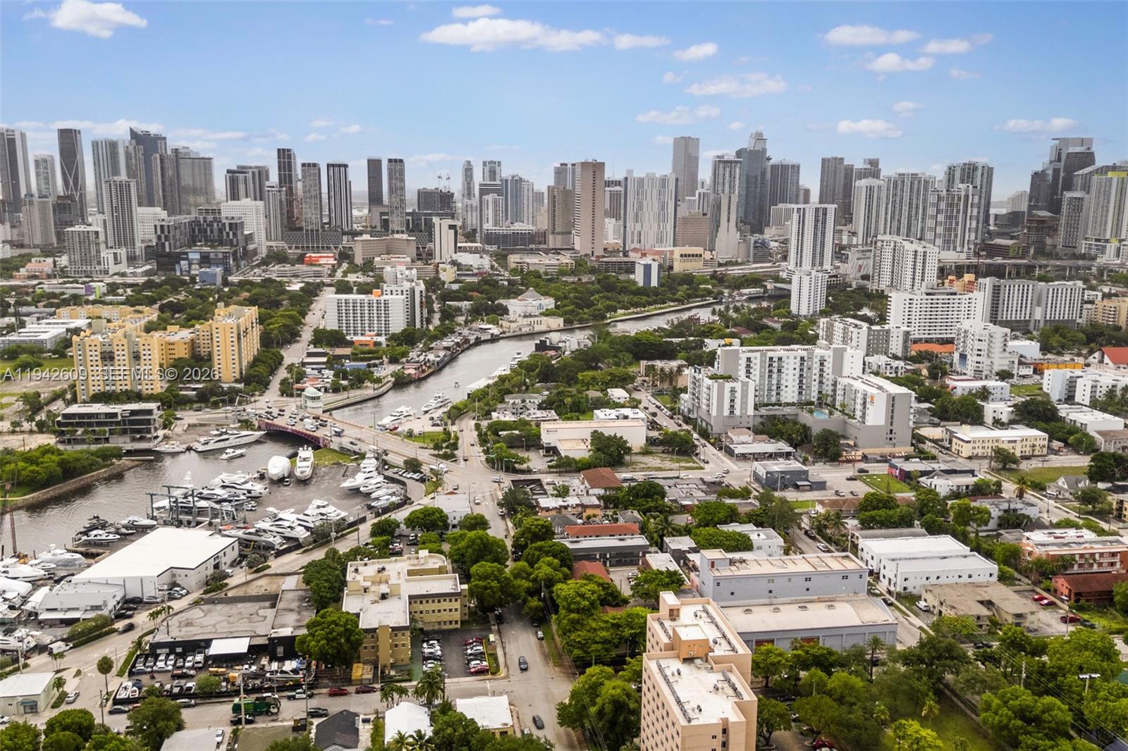 BRICKELL RIVERVIEW - Land
