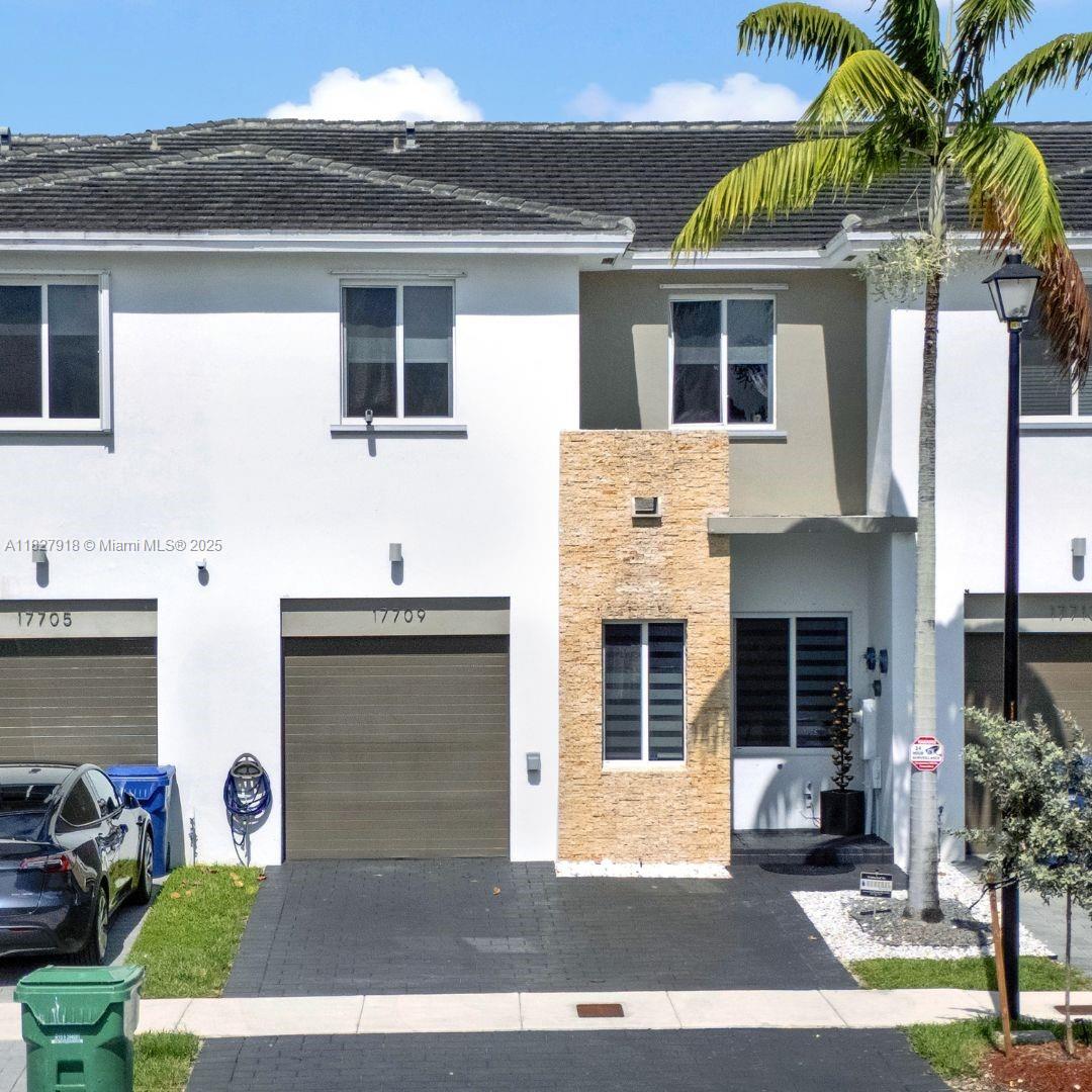 Ultra-Modern Townhouse in Prime Miami Location |3BR/2.5BA| 1,979 sqf
Step into luxury with this stunning 2015-built townhouse located in the sought-after Venetian Park community. Boasting 1,979sqf of living space, this home is remodeled and move-in ready. 24x48 porcelain floors on the main level. Quartz countertops and a spacious kitchen. Brand new appliances and A/C unit. Zebra blinds throughout, with a motorized blind in the master bedroom. Private lanai with motorized privacy screen, state-of-the-art outdoor kitchen with 6-burner grill and stereo systems. Enjoy the modern lifestyle in a vibrant, well-maintained community with a resort-style pool and clubhouse. Style, space, and location, all in one.