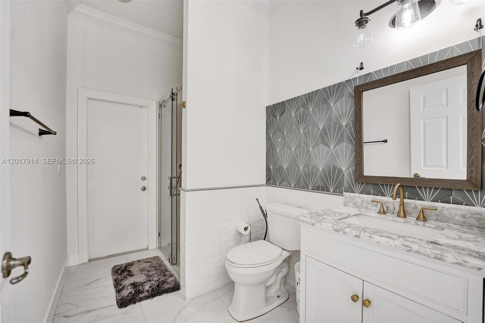 SUNSET LAKES PLAT TWO - Residential