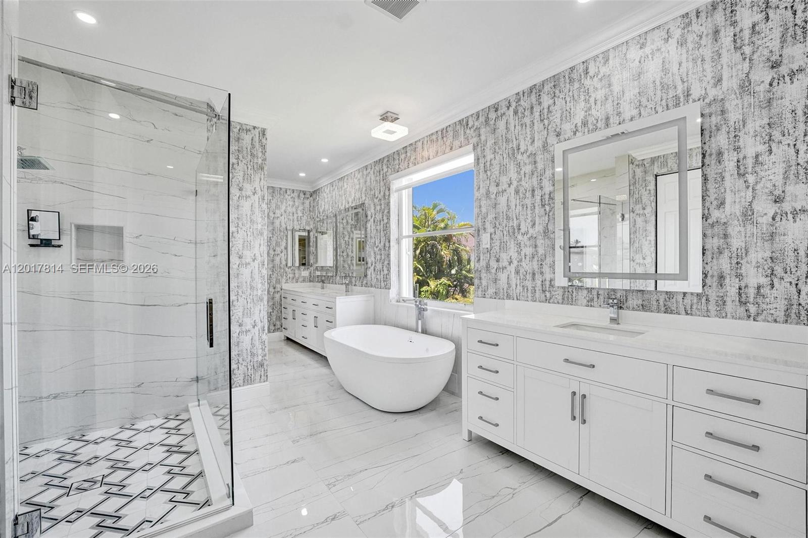 SUNSET LAKES PLAT TWO - Residential