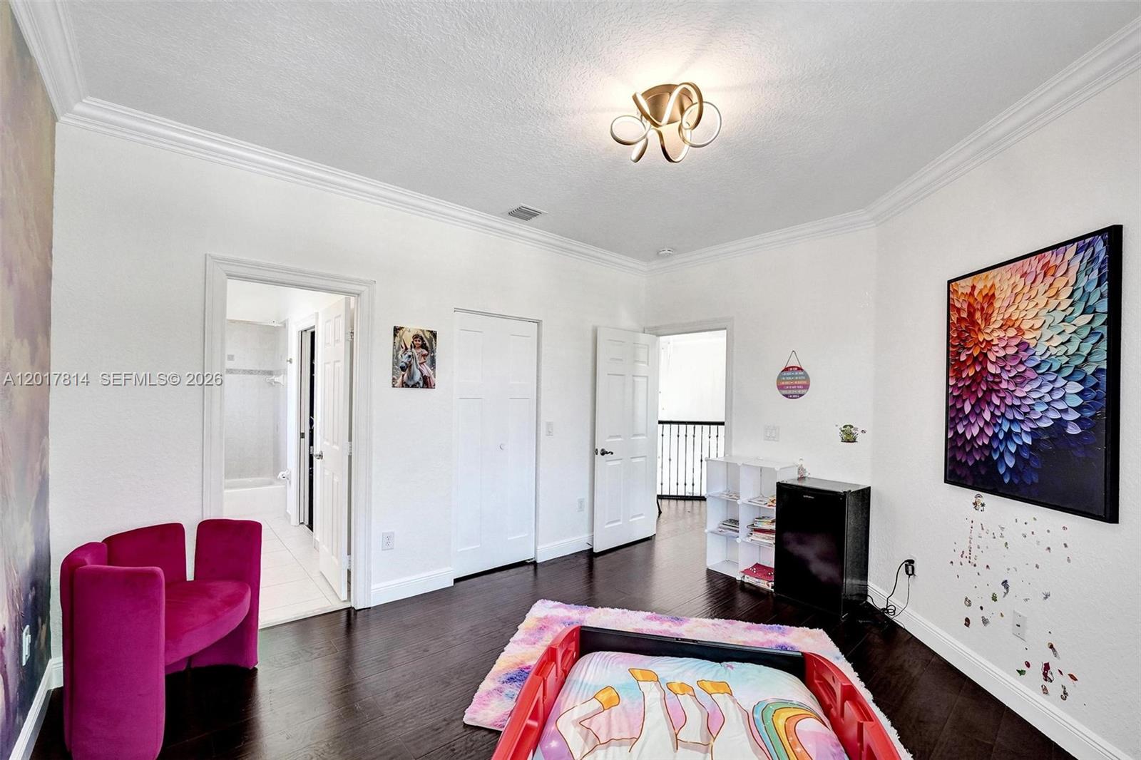 SUNSET LAKES PLAT TWO - Residential