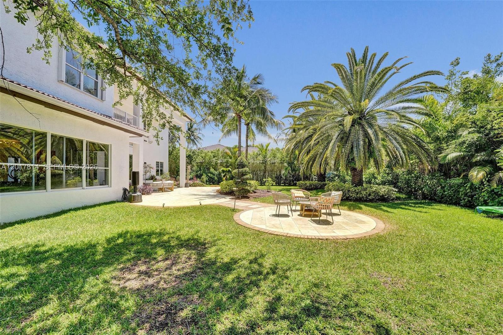 SUNSET LAKES PLAT TWO - Residential