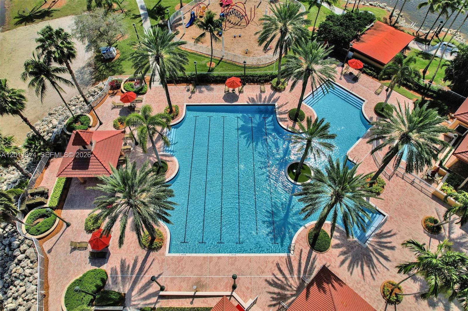 SUNSET LAKES PLAT TWO - Residential