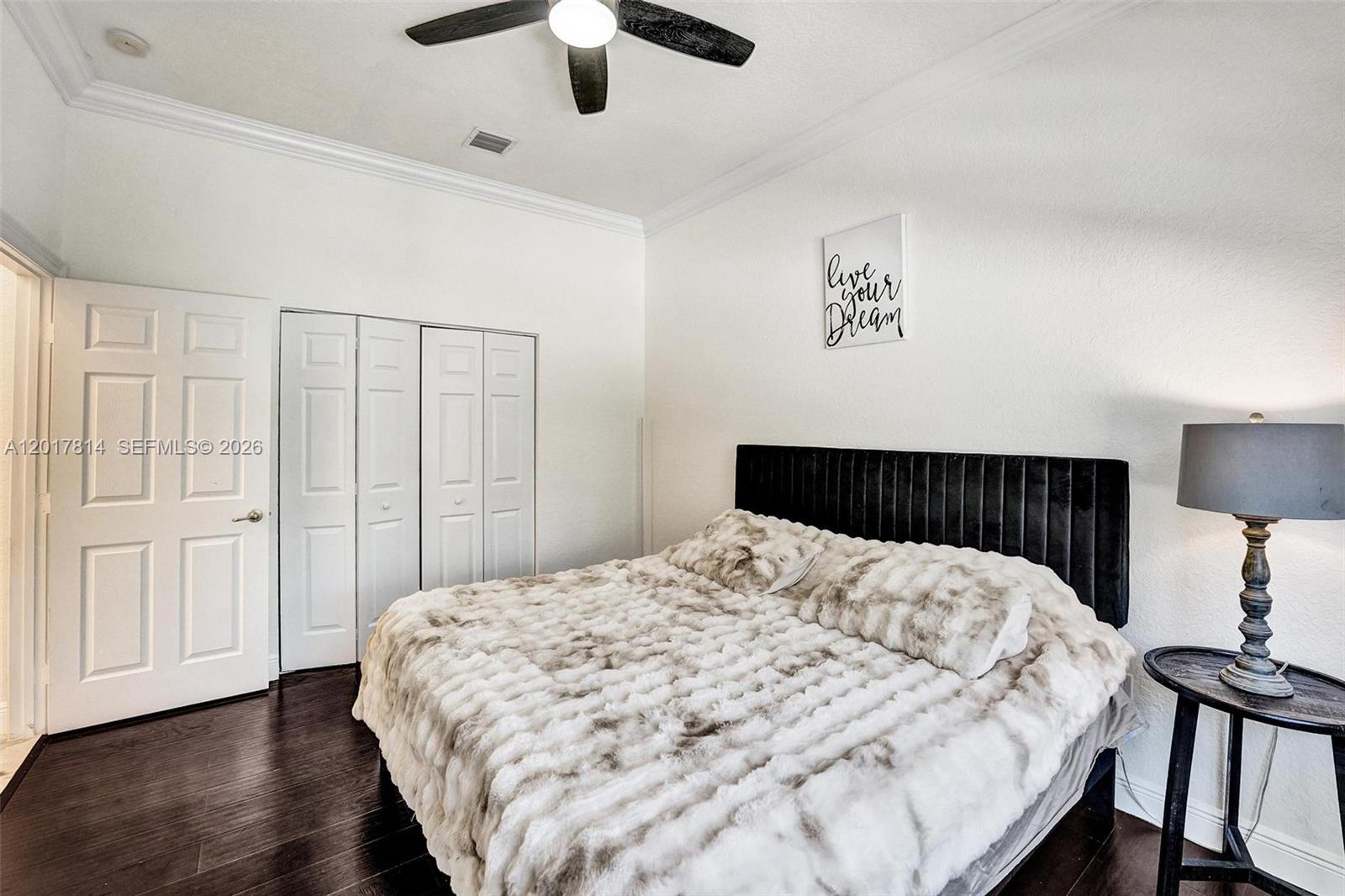 SUNSET LAKES PLAT TWO - Residential