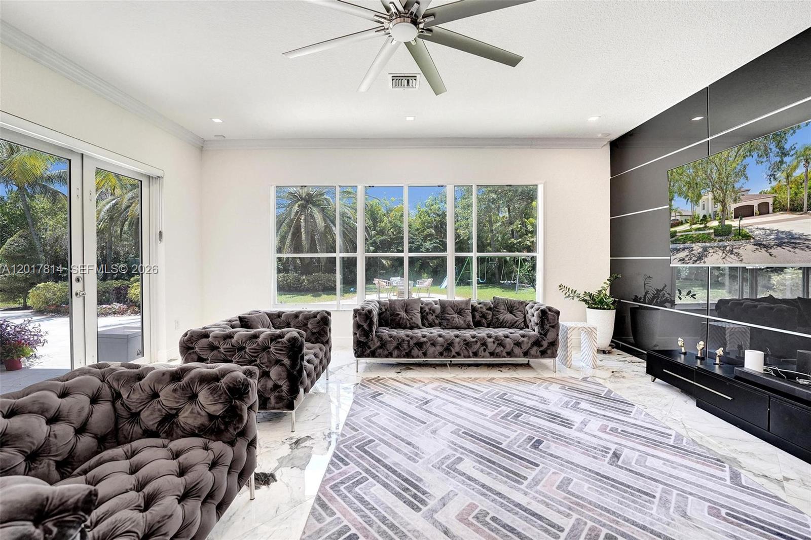 SUNSET LAKES PLAT TWO - Residential