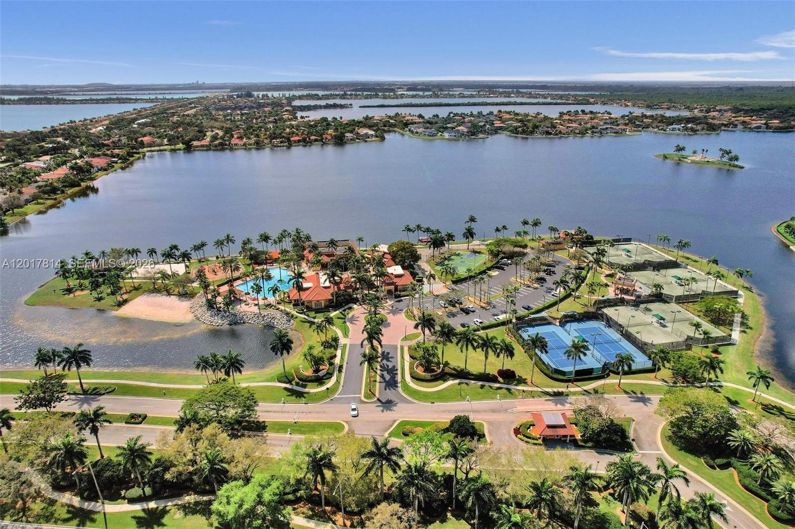 SUNSET LAKES PLAT TWO - Residential