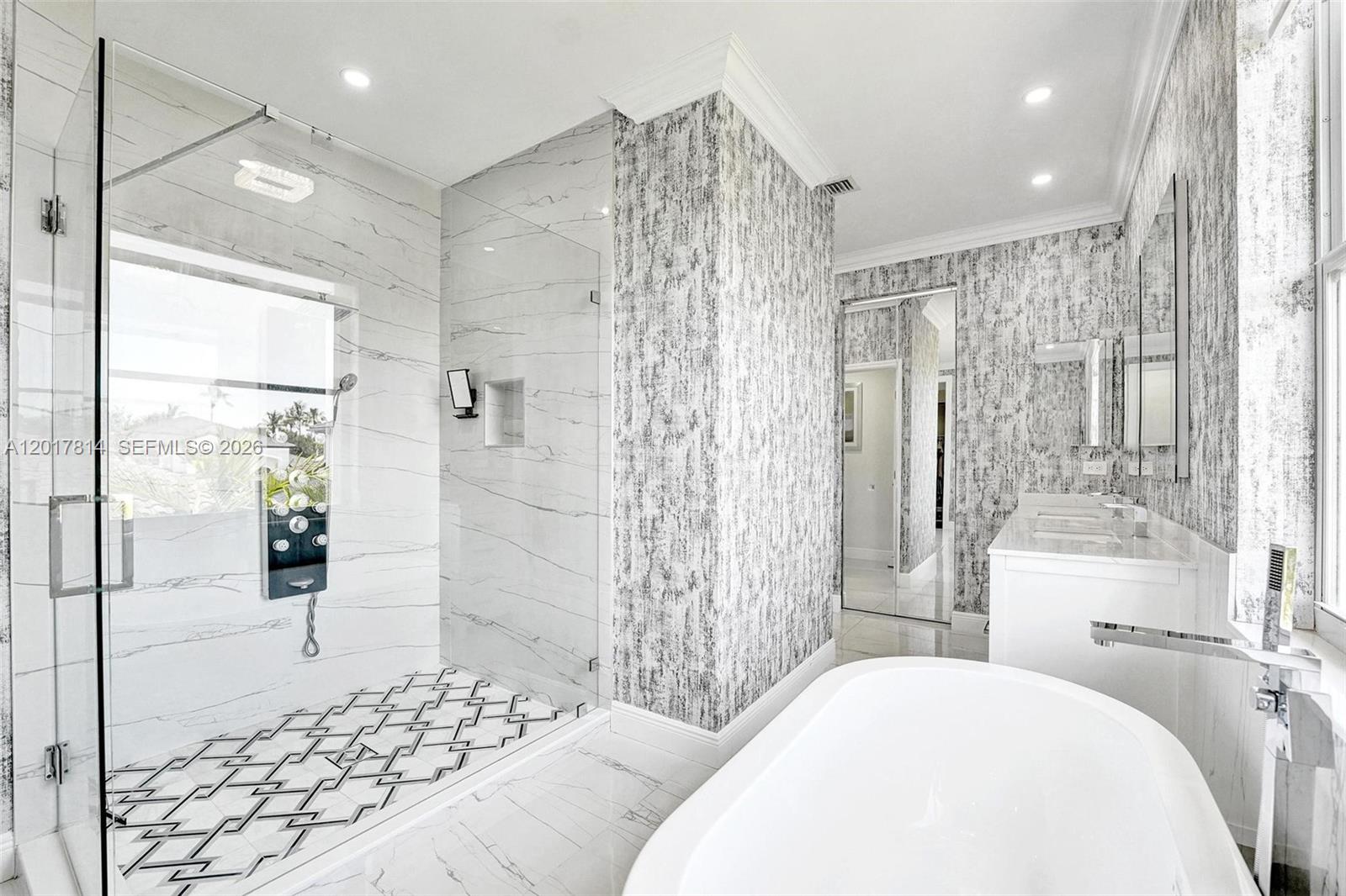 SUNSET LAKES PLAT TWO - Residential