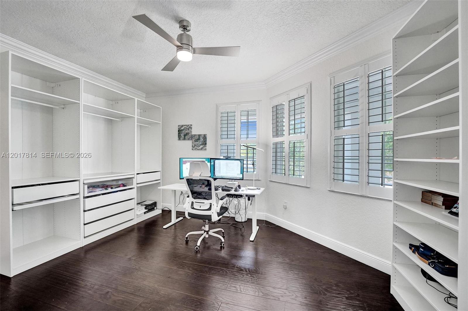 SUNSET LAKES PLAT TWO - Residential