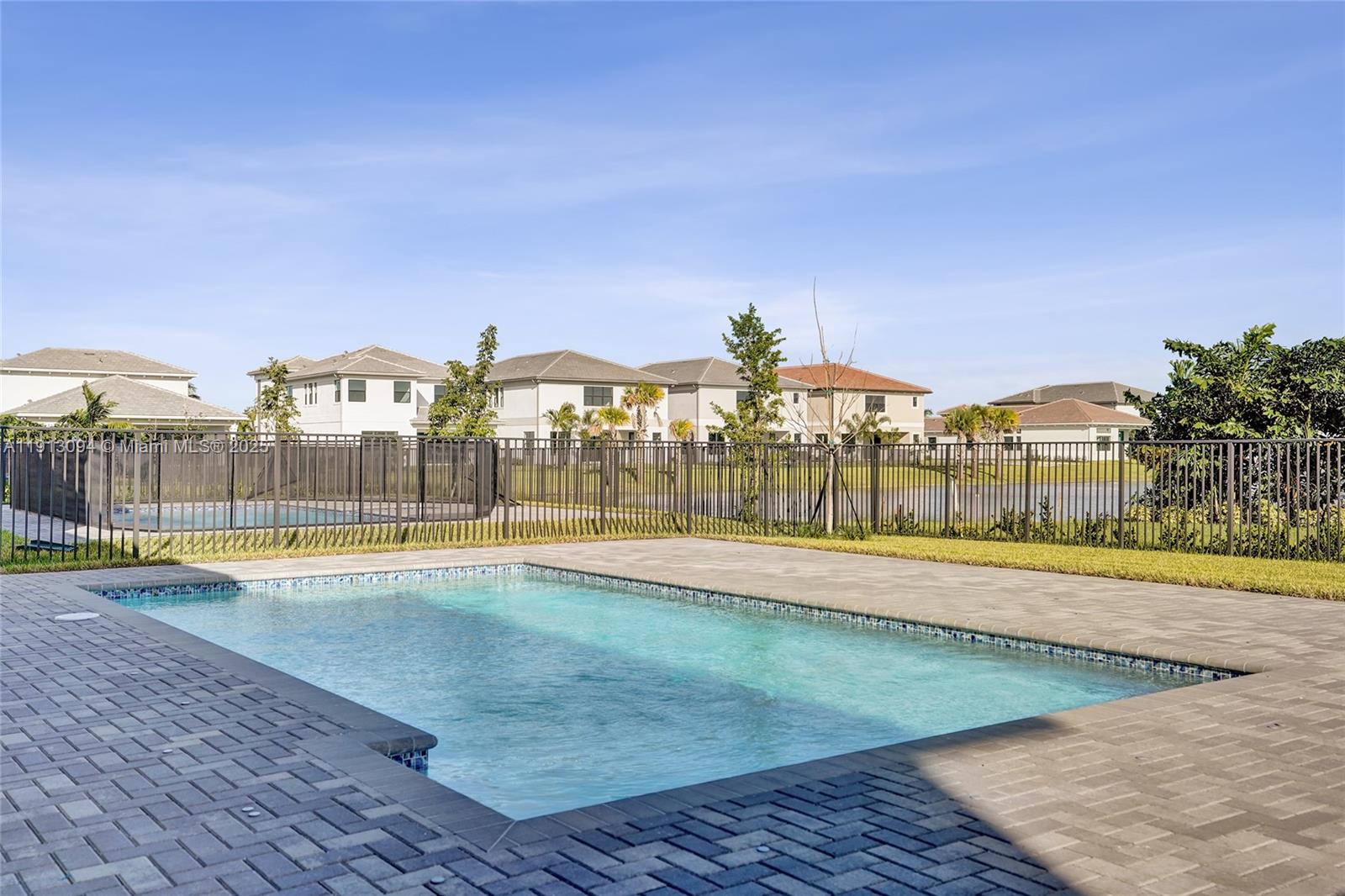 APEX at AVENIR POD - Residential