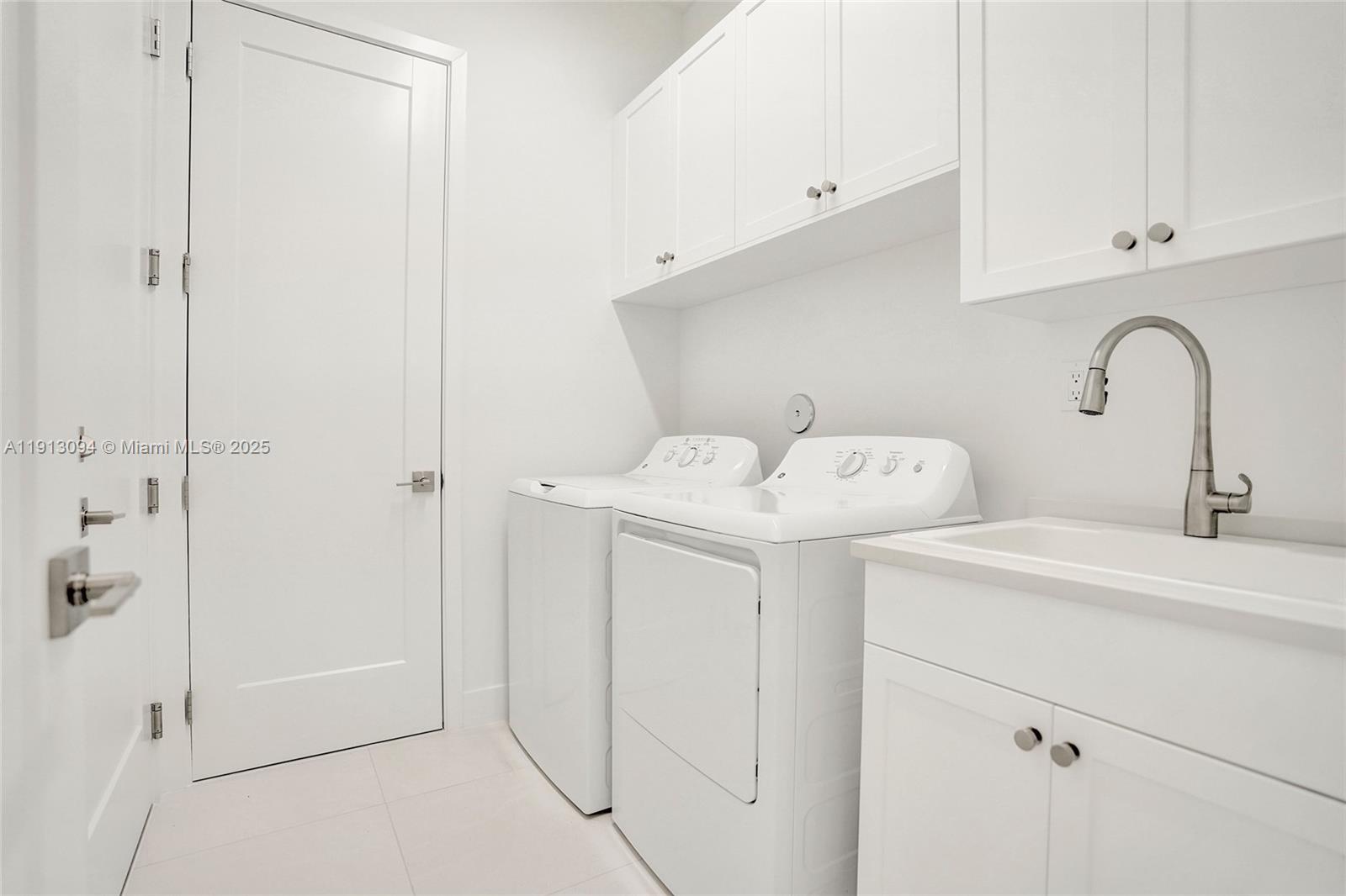 APEX at AVENIR POD - Residential