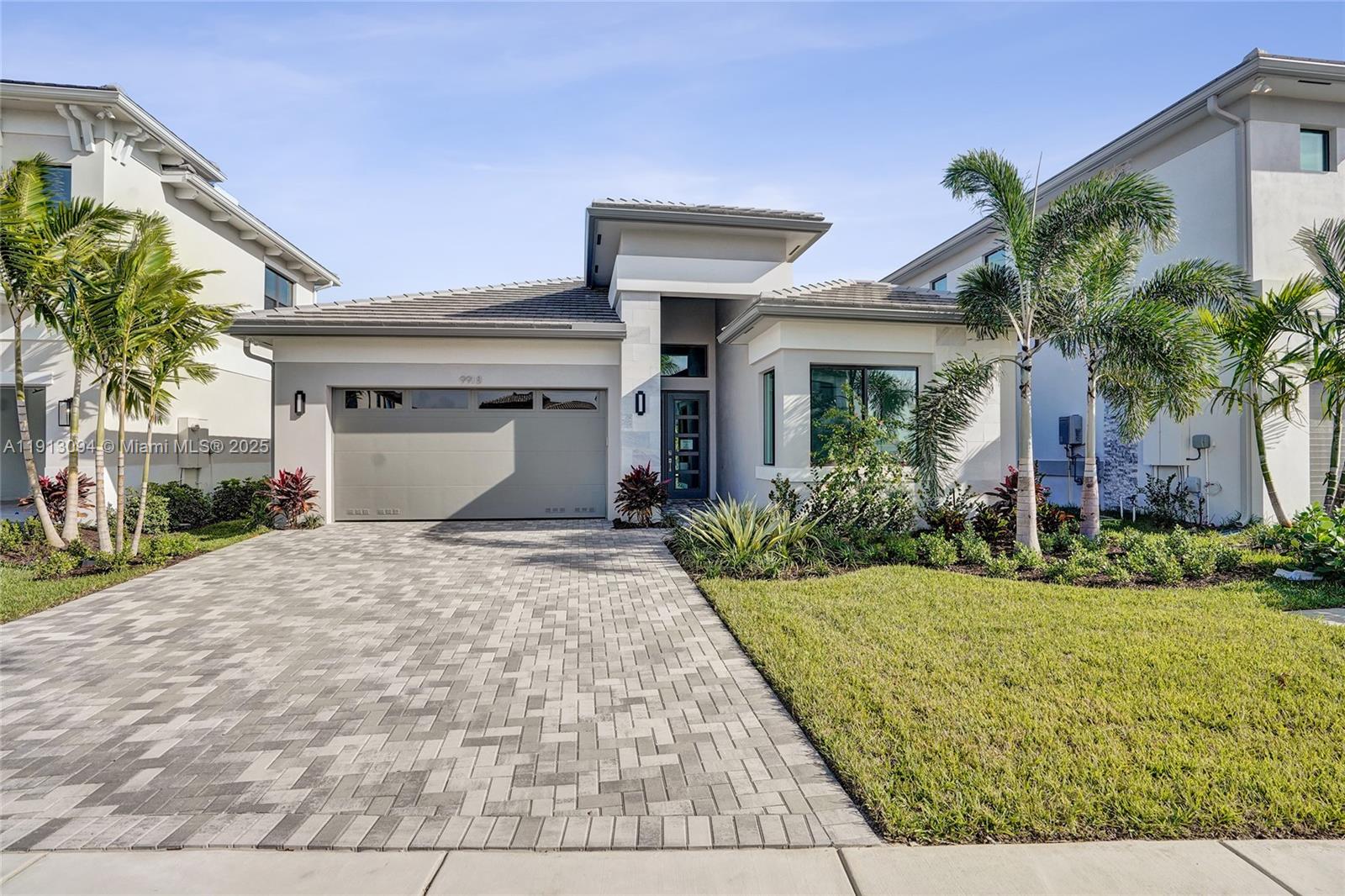 APEX at AVENIR POD - Residential