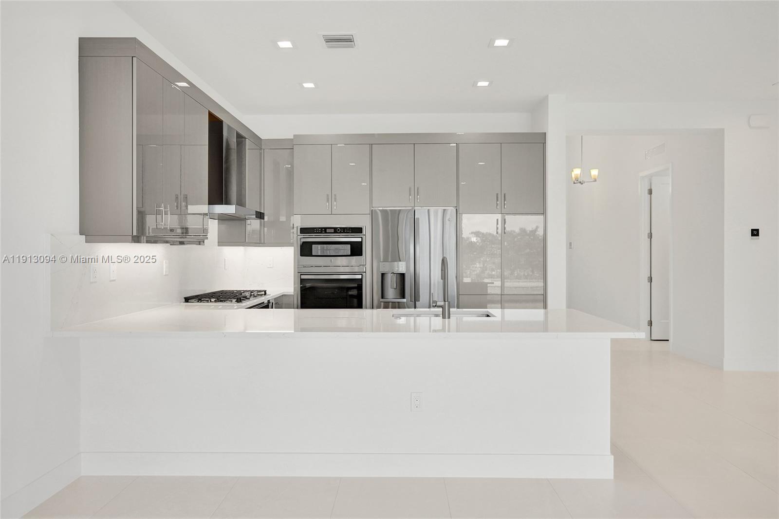 APEX at AVENIR POD - Residential