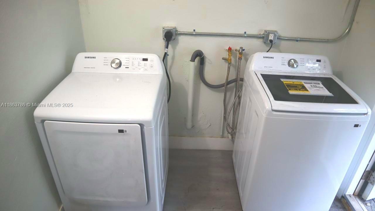 FRANKLIN PARK - Residential