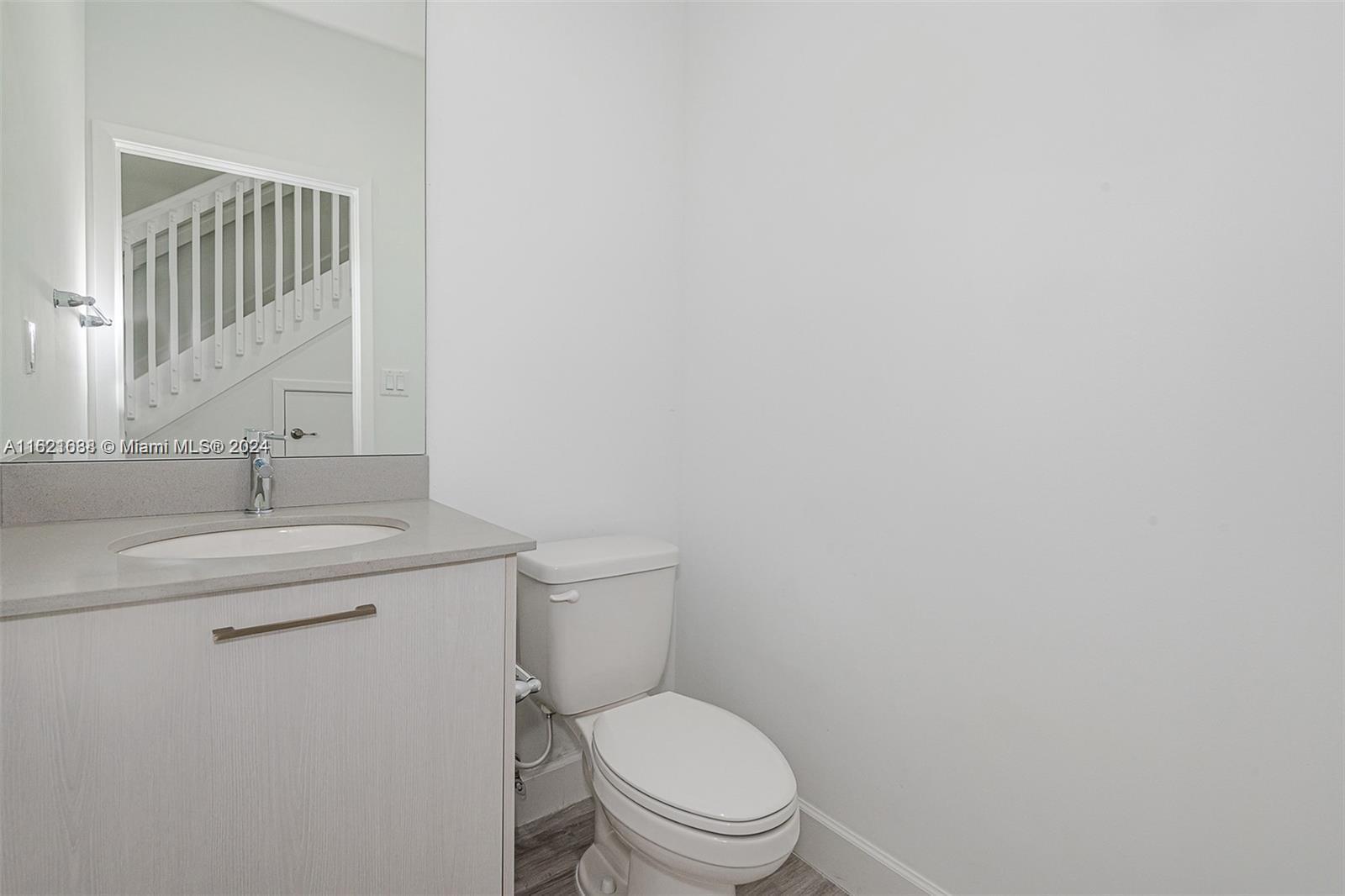 FORD'S MANOR - Residential Lease