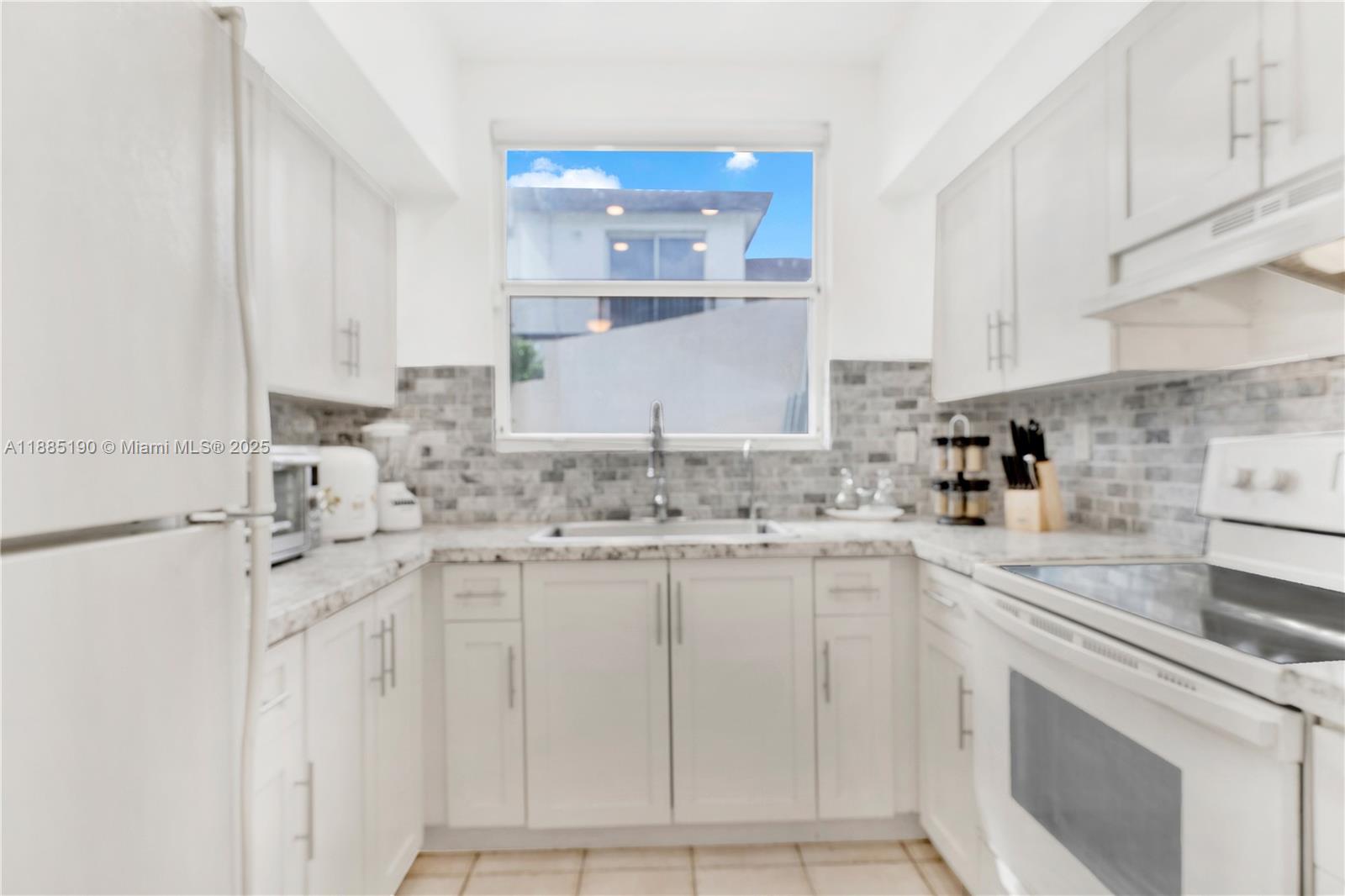 TIFFANY LAKES CONDO - Residential