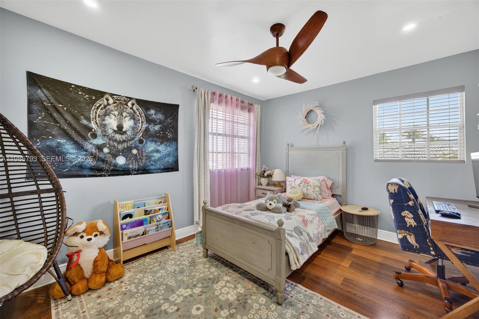 THE MANSIONS - Residential