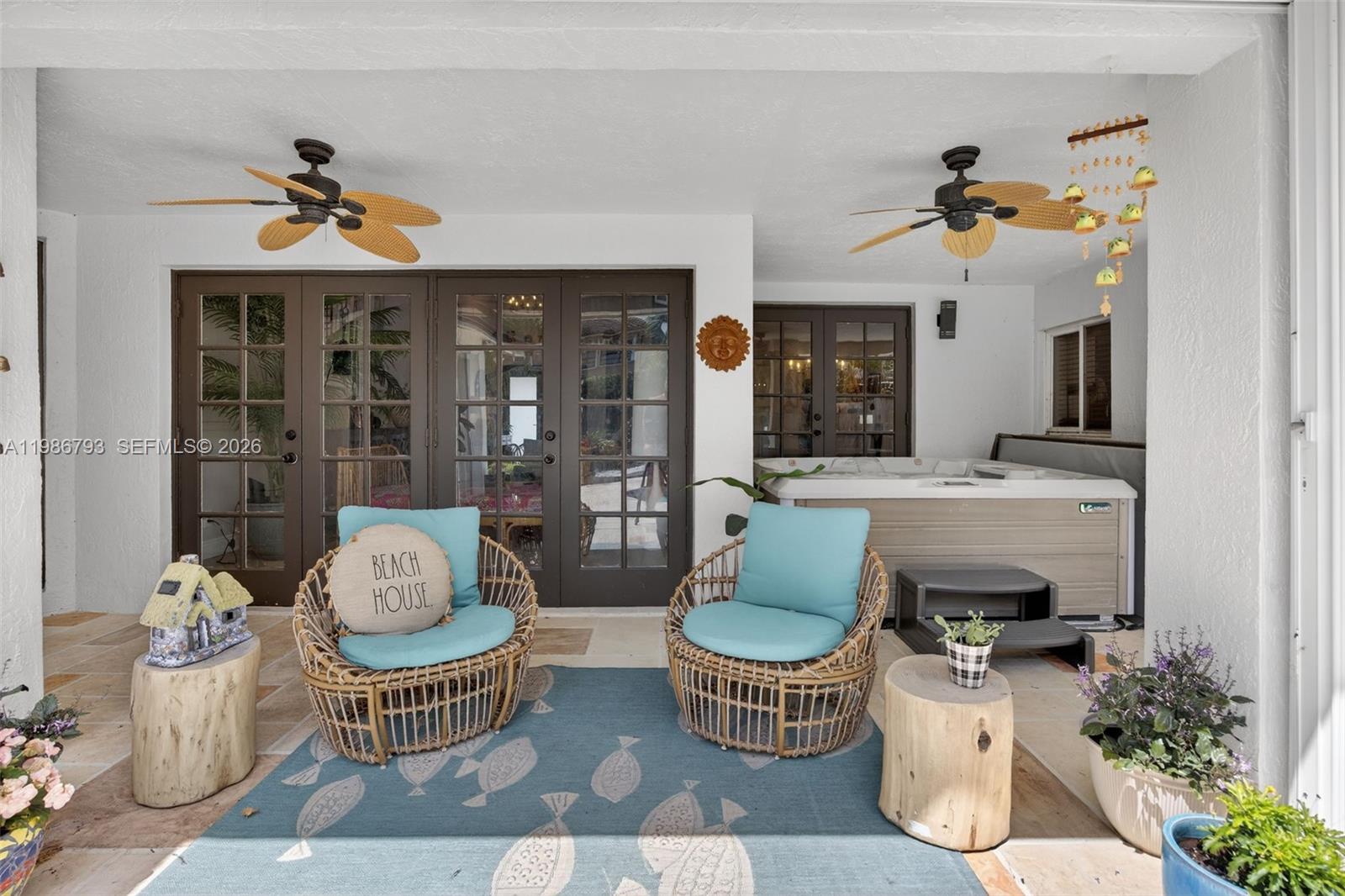 THE MANSIONS - Residential