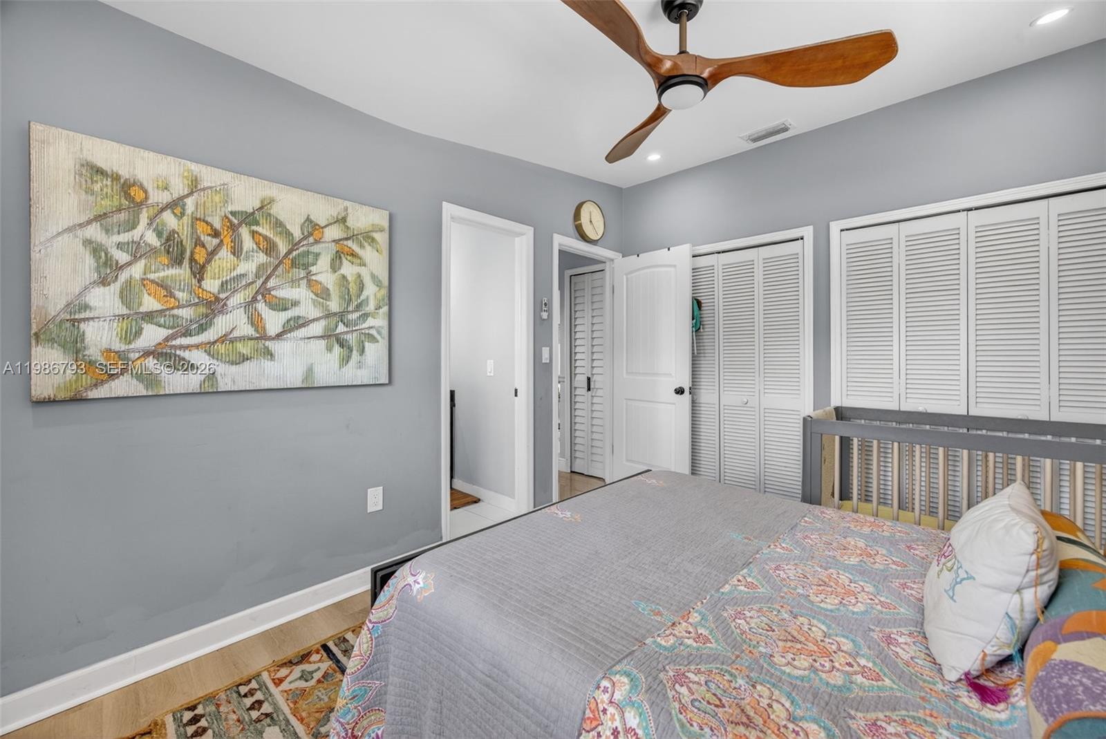 THE MANSIONS - Residential