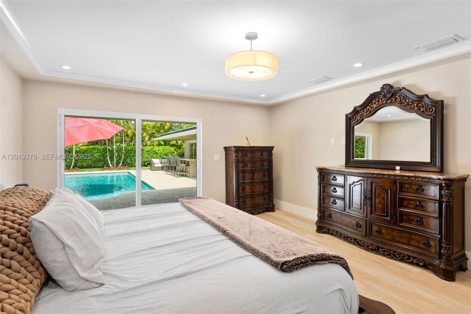 PALMETTO COURT - Residential