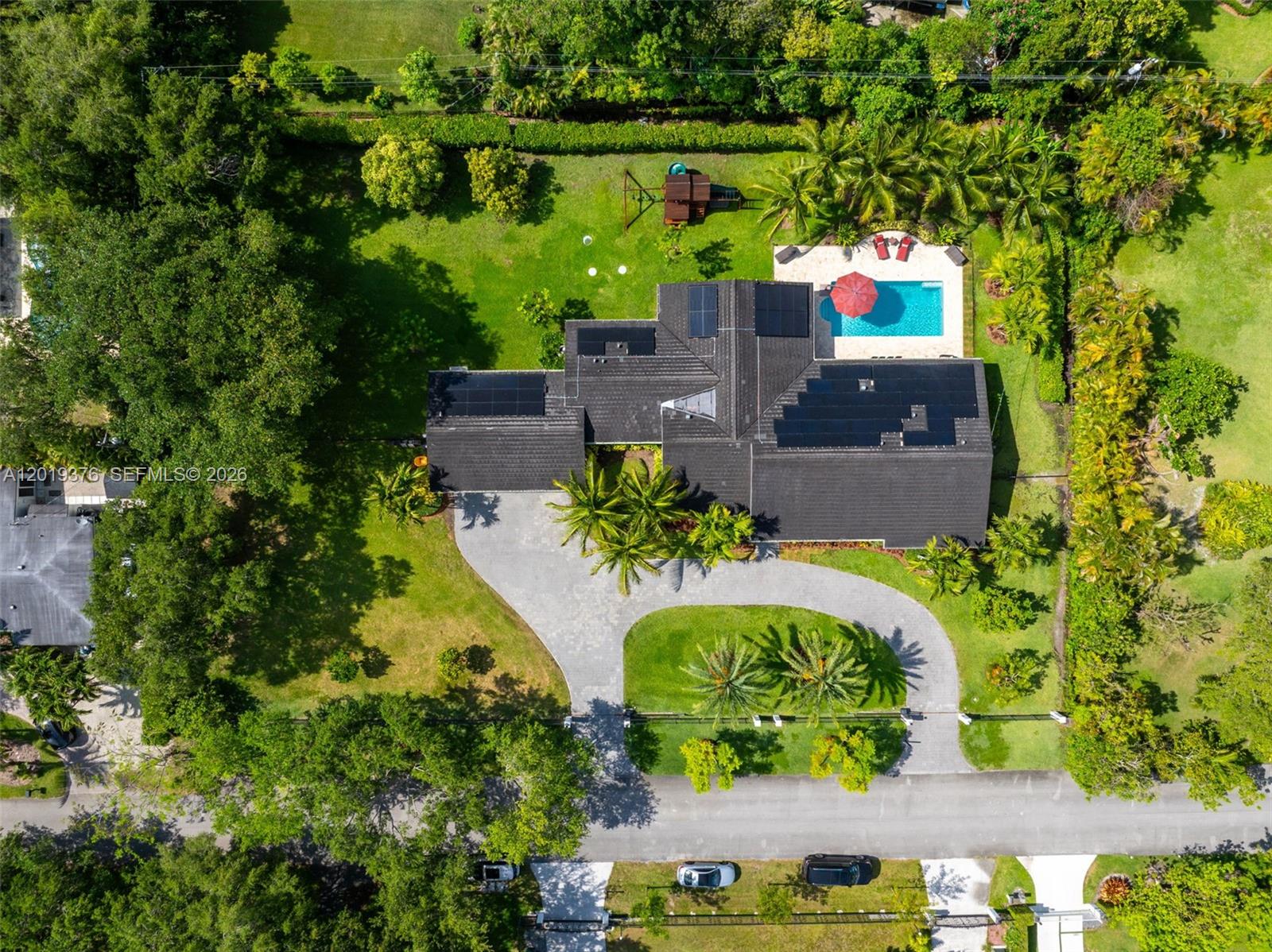 PALMETTO COURT - Residential
