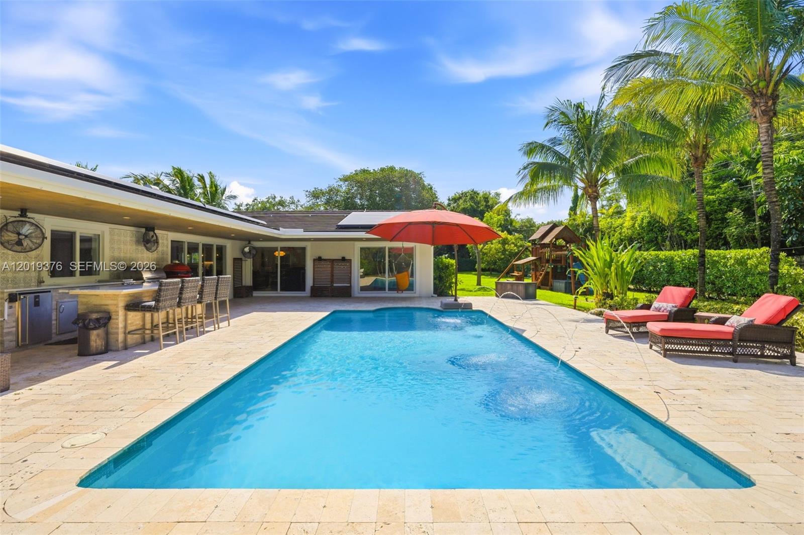 PALMETTO COURT - Residential