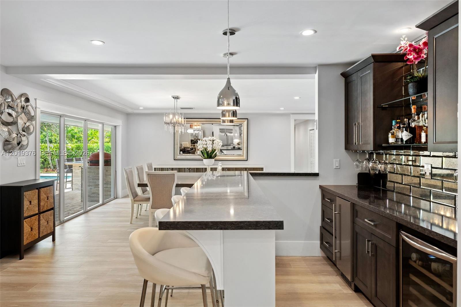 PALMETTO COURT - Residential