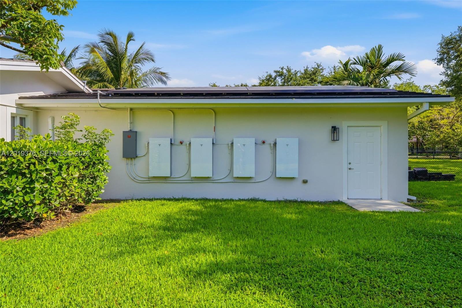 PALMETTO COURT - Residential