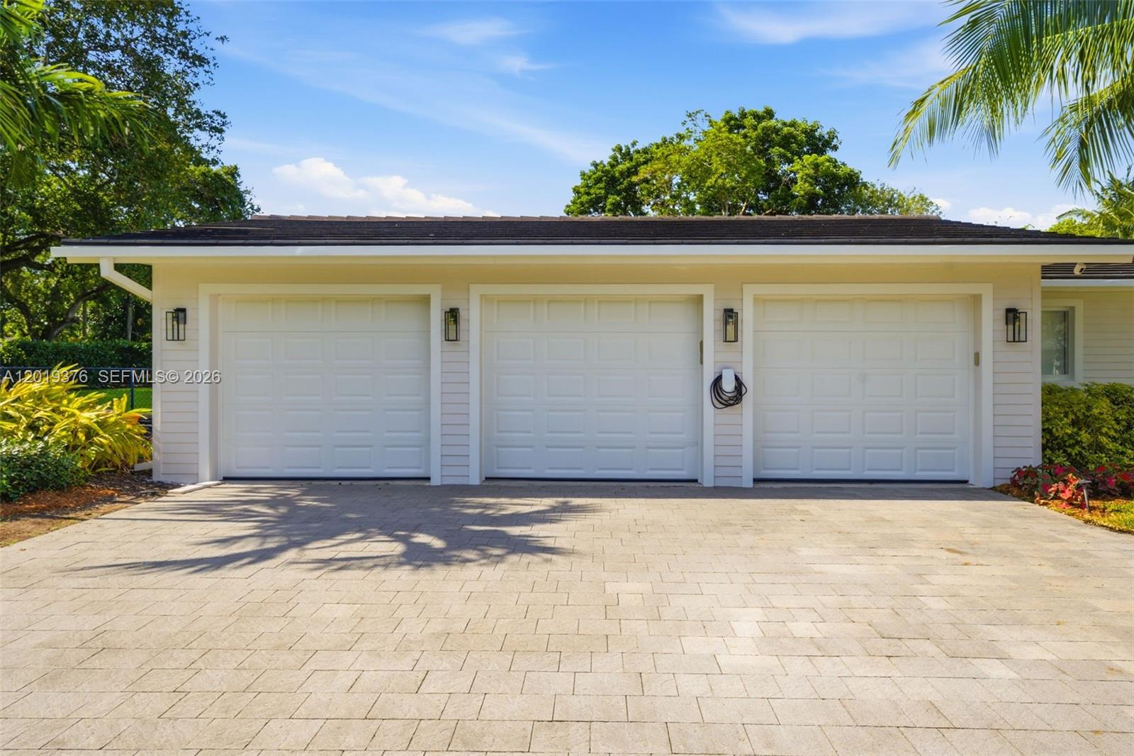 PALMETTO COURT - Residential