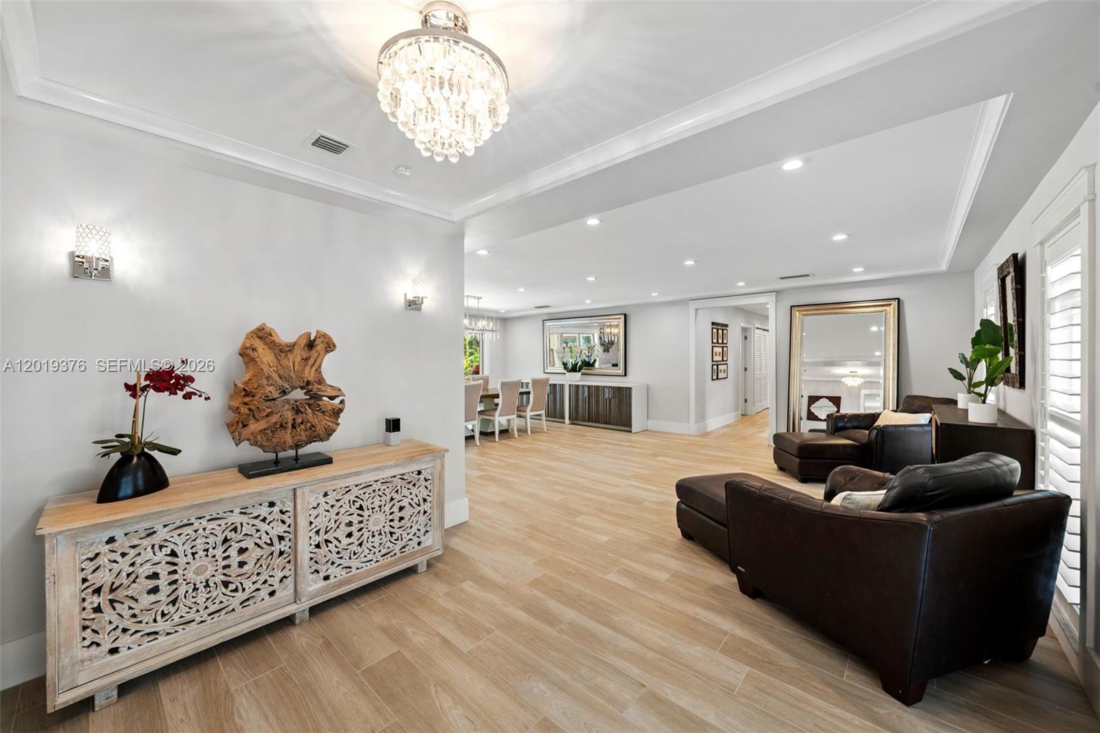 PALMETTO COURT - Residential