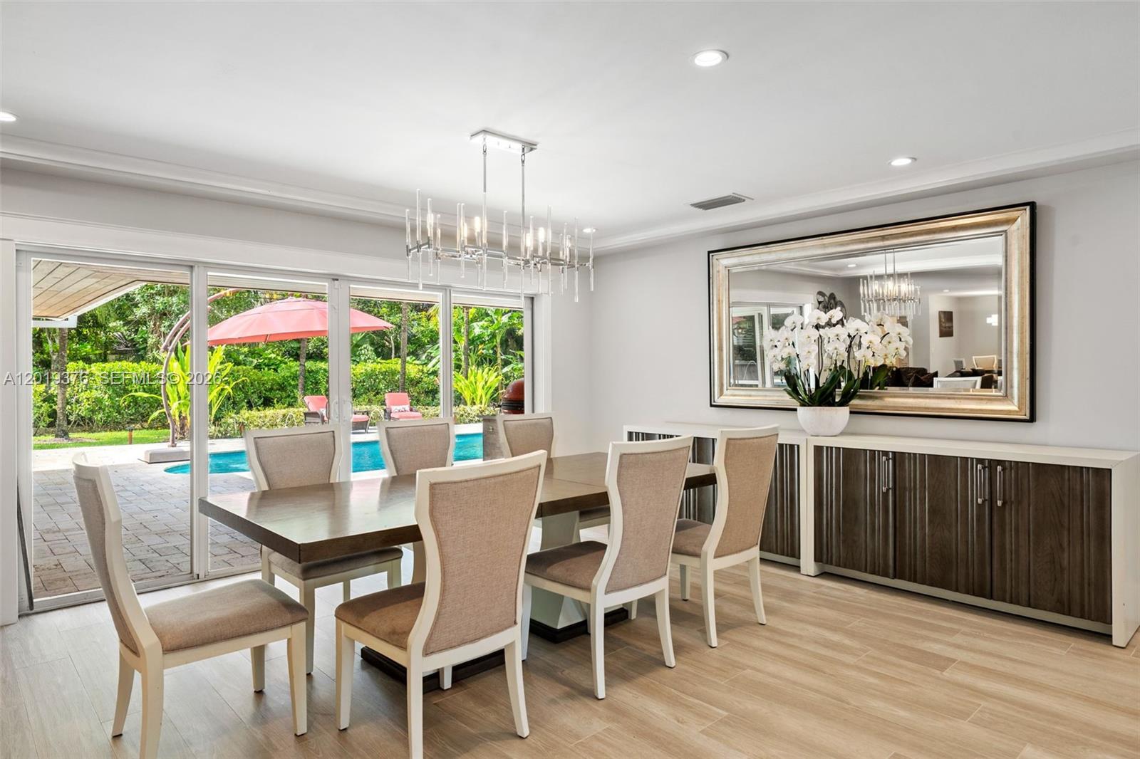 PALMETTO COURT - Residential