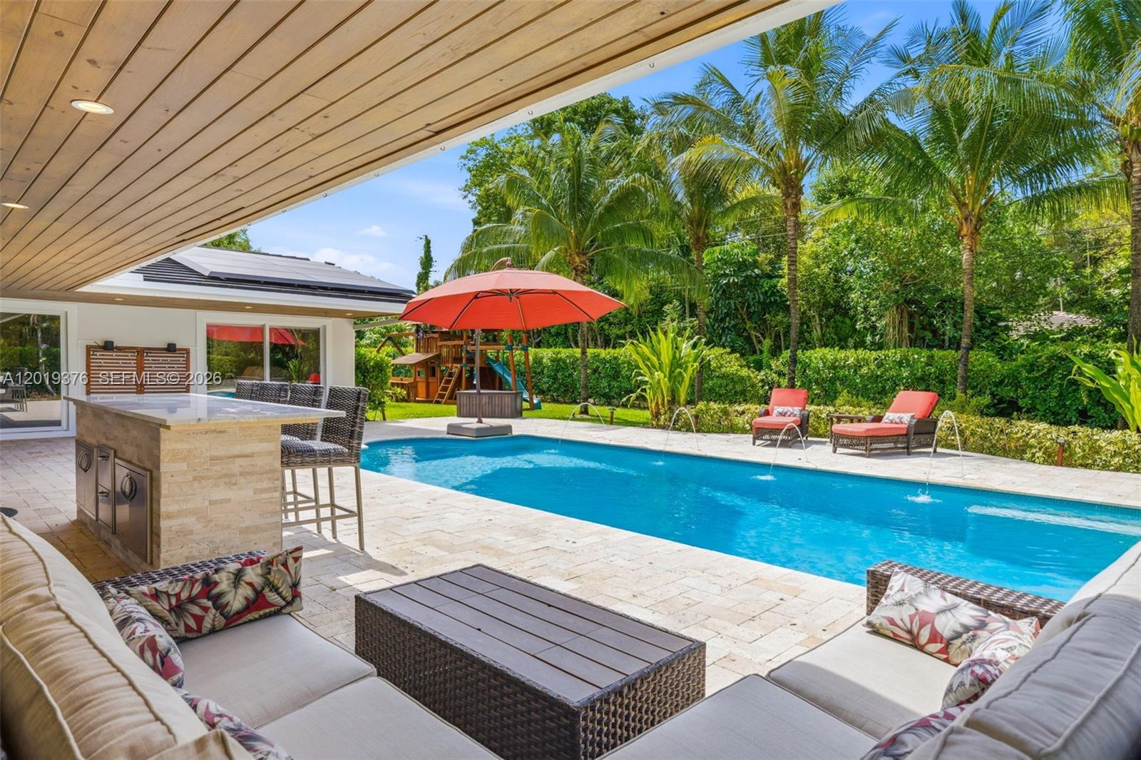 PALMETTO COURT - Residential