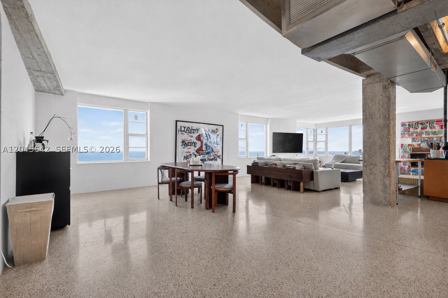5255 Collins Ave 12E