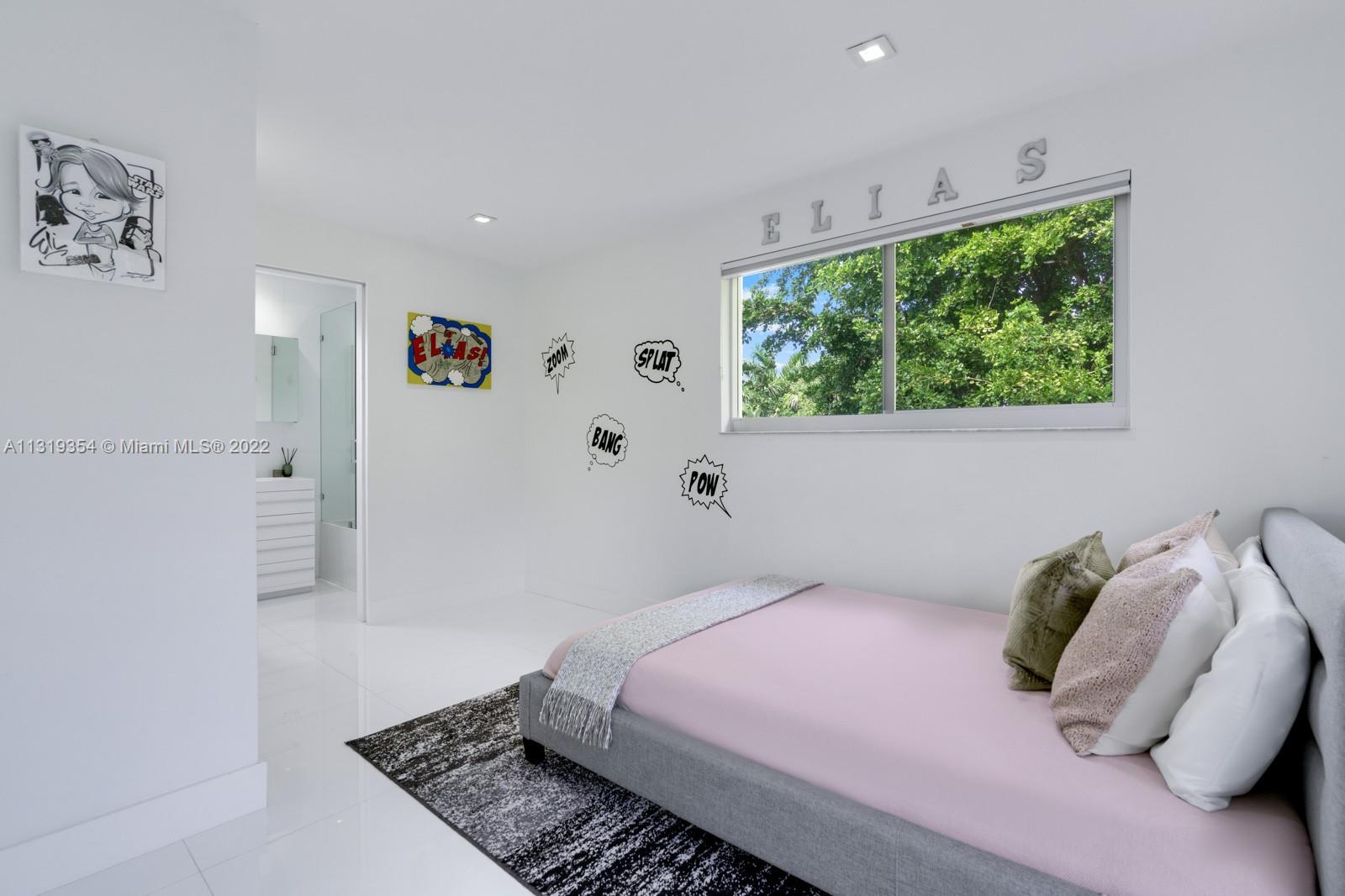 GOLDEN BEACH SEC C - Residential