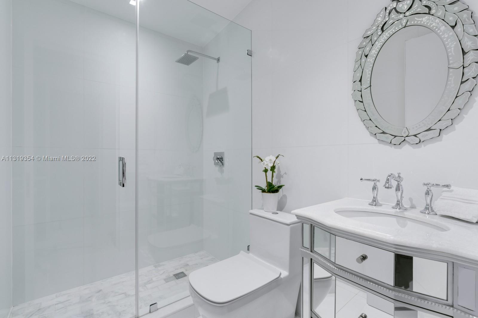 GOLDEN BEACH SEC C - Residential