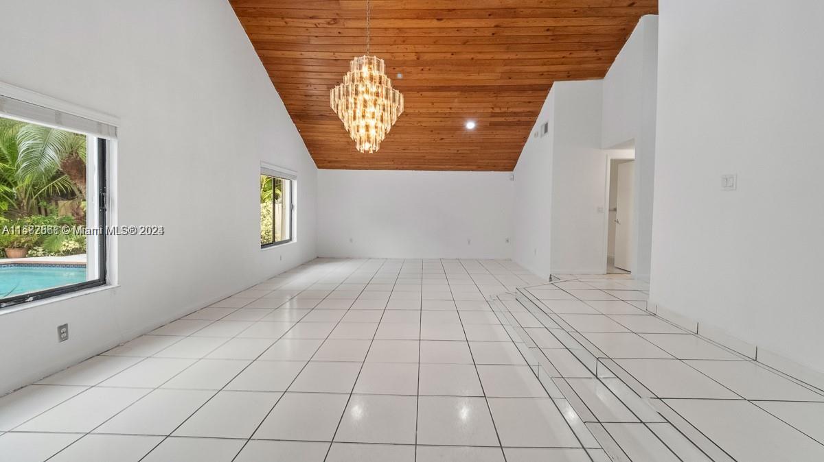 KENDALL TRAILS SUB - Residential Lease