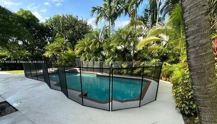 KENDALL TRAILS SUB - Residential Lease