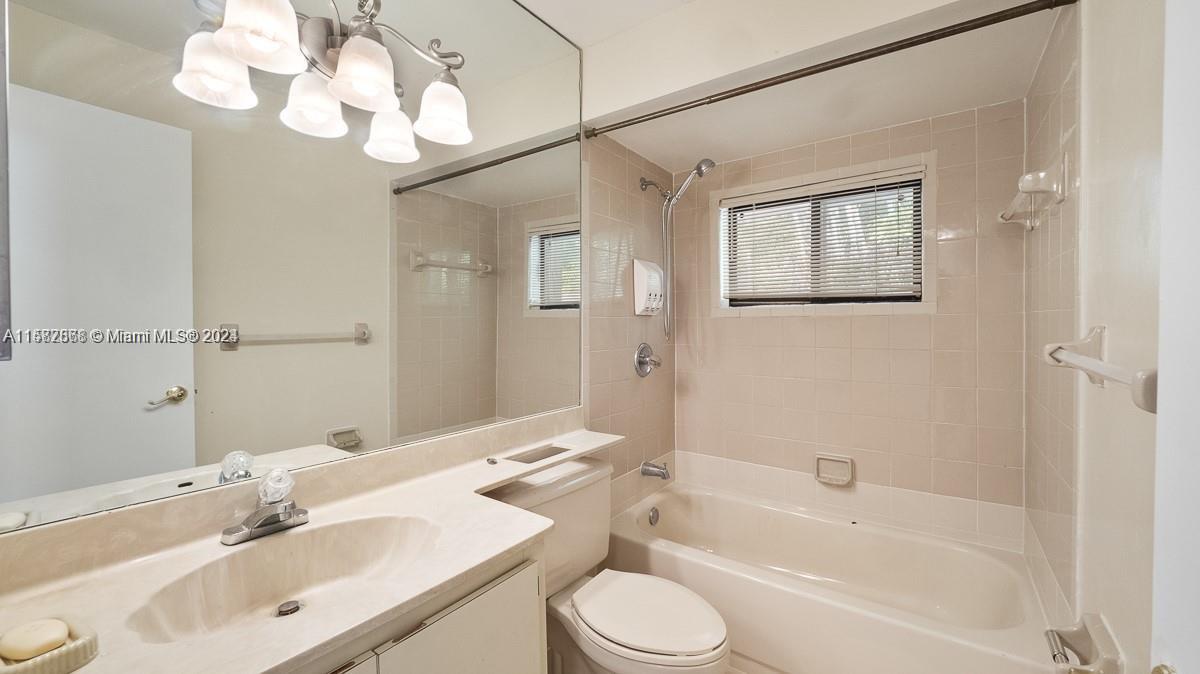 KENDALL TRAILS SUB - Residential Lease