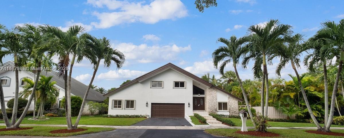 KENDALL TRAILS SUB - Residential Lease