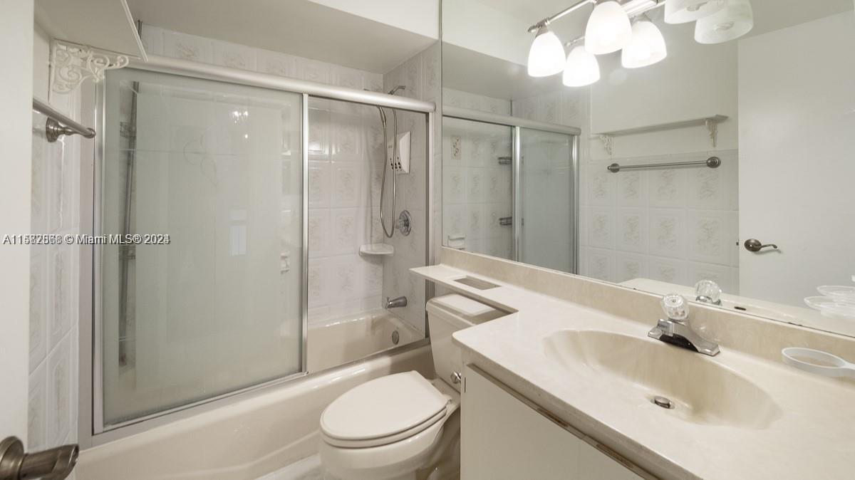 KENDALL TRAILS SUB - Residential Lease