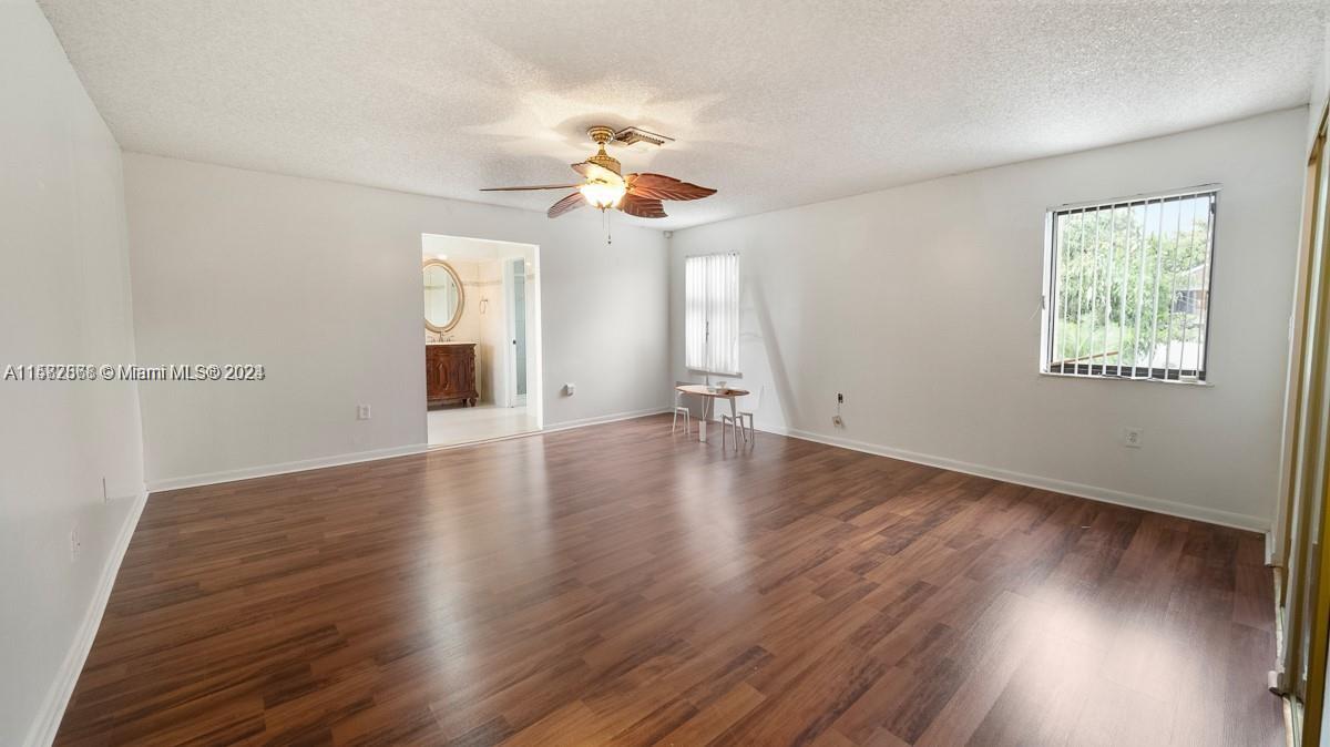 KENDALL TRAILS SUB - Residential Lease