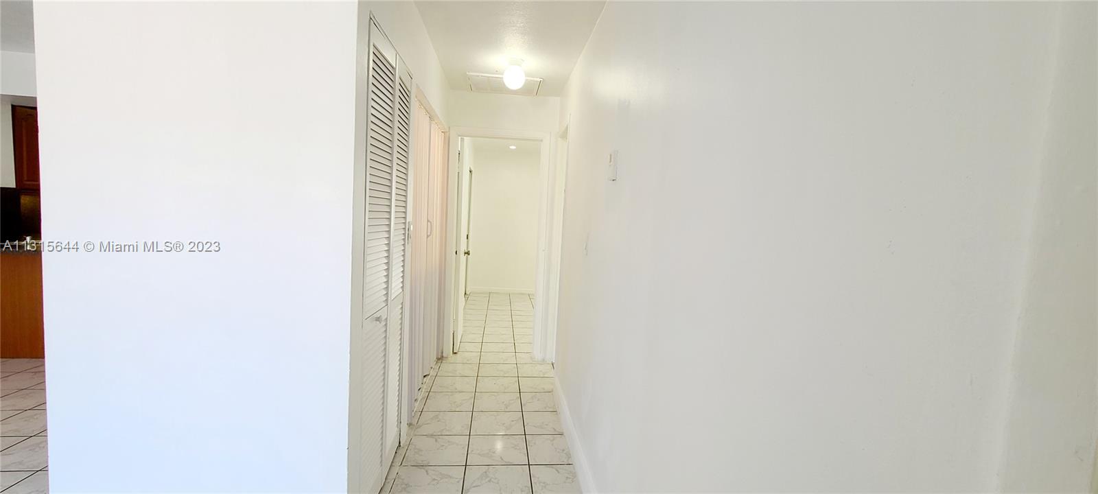 SUNNY GARDENS ESTATES I - Residential Lease