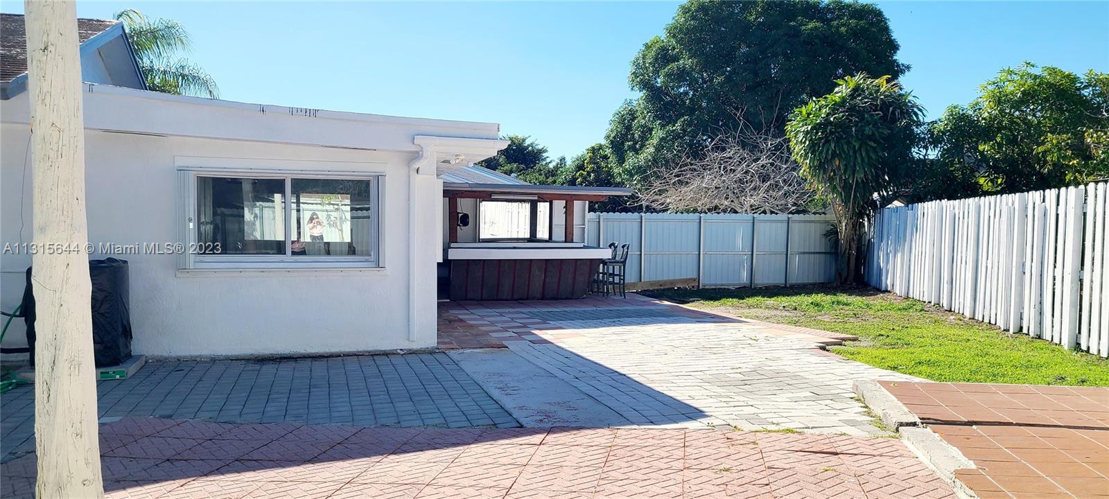 SUNNY GARDENS ESTATES I - Residential Lease