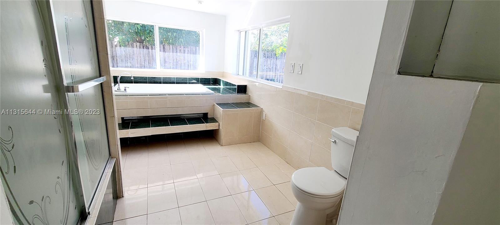 SUNNY GARDENS ESTATES I - Residential Lease